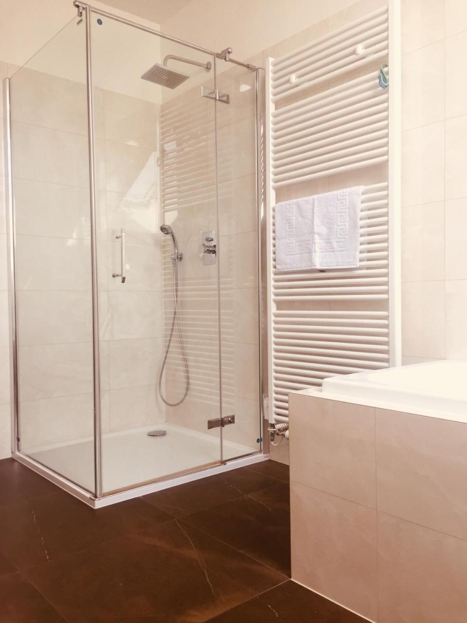 Bilichov Hotel Bagian luar foto